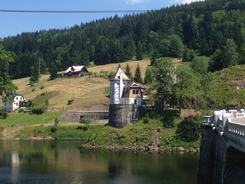 Hotel Tri Ruze Spindleruv Mlyn Exterior foto