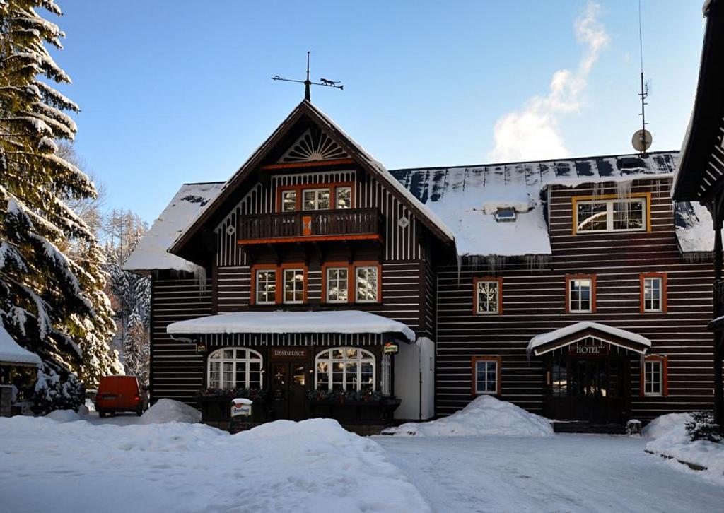 Hotel Tri Ruze Spindleruv Mlyn Exterior foto