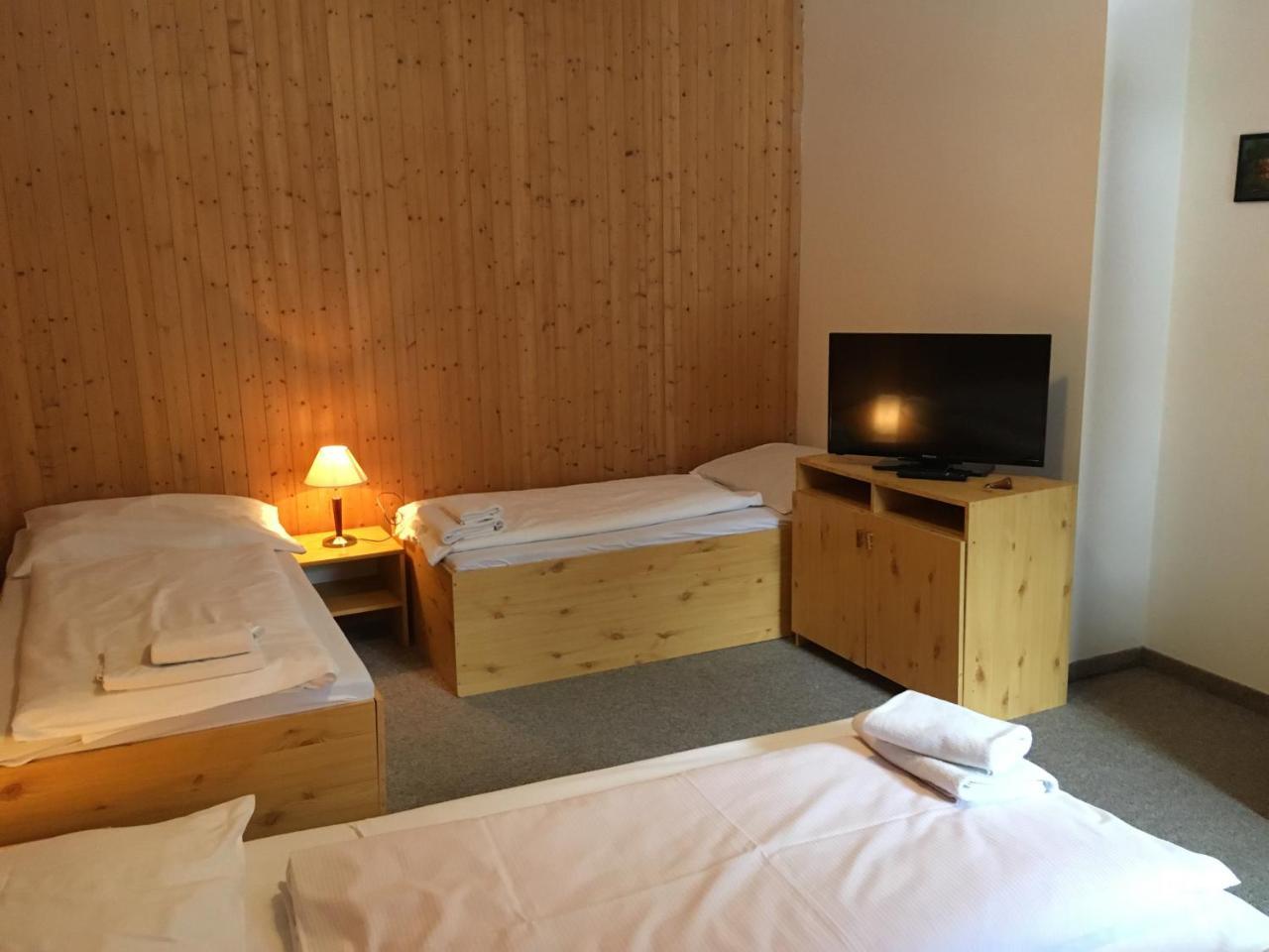 Hotel Tri Ruze Spindleruv Mlyn Exterior foto